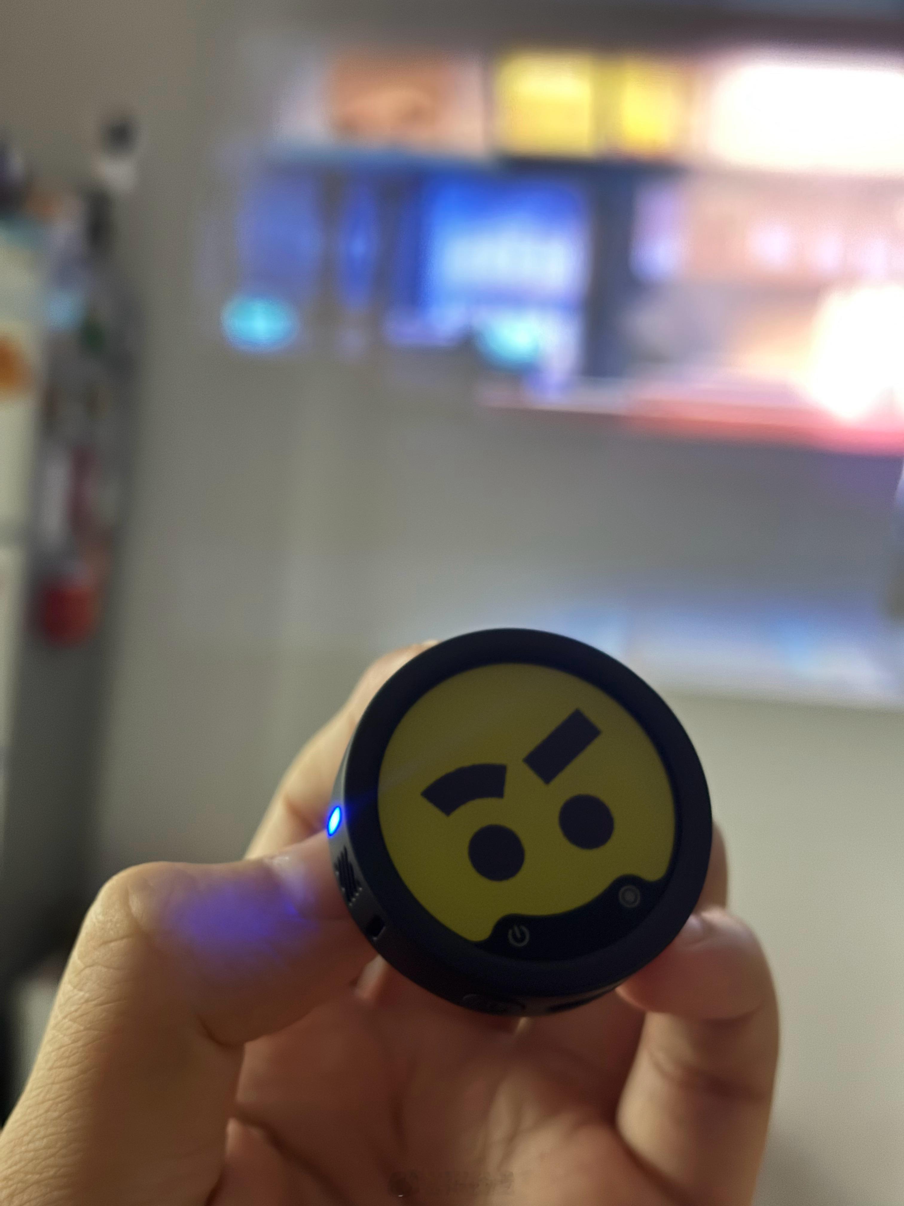 确实玩法多种多样，毕竟自定义可以玩出花来，找找有什么雷霆图片 