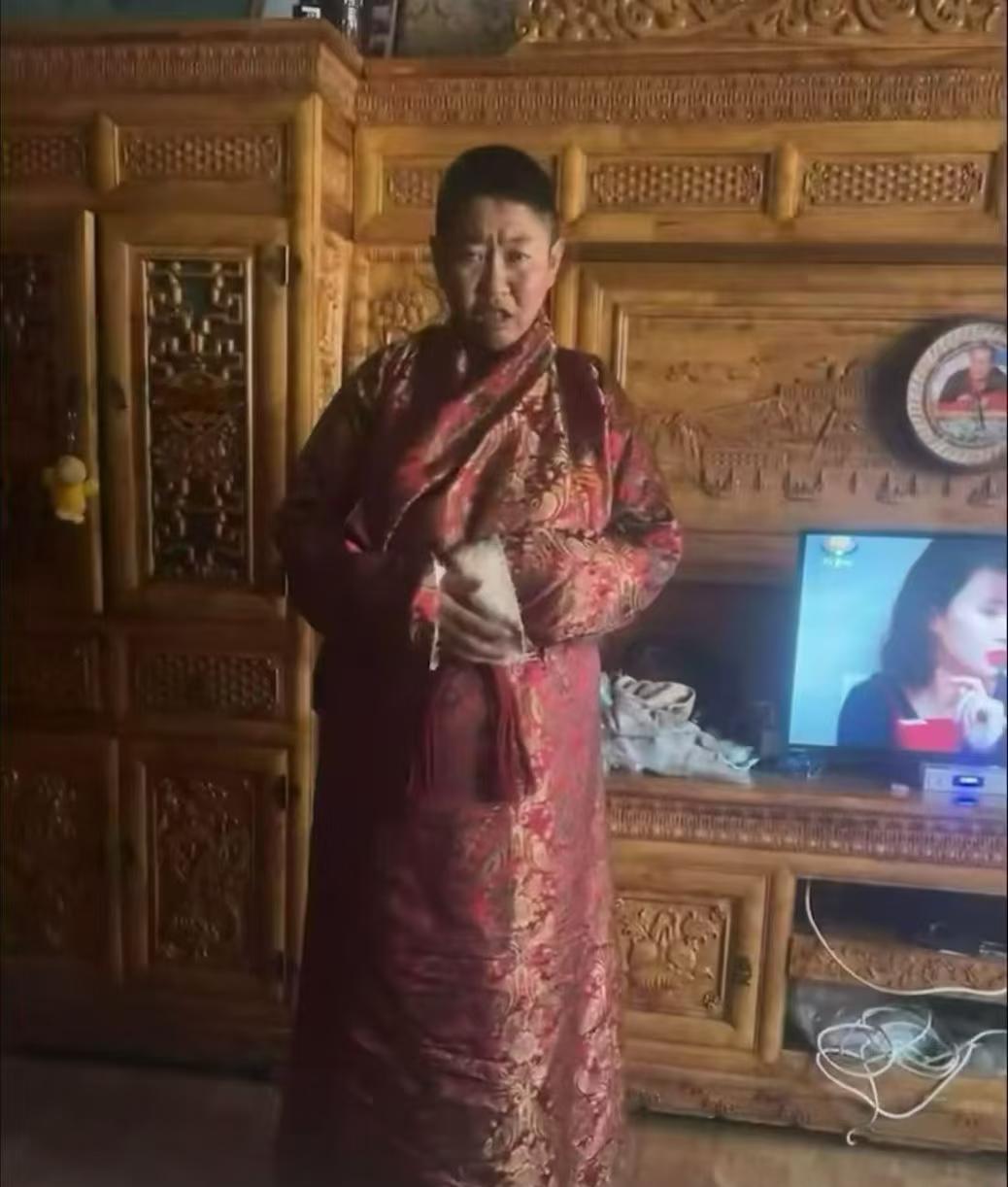 拉萨寻人❗️谢谢大家
“我的女儿，在拉萨走丢了。
走失人：次吉拉姆（小名央拉），