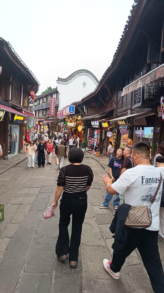 晒图笔记大赛：闲暇随手拍下身边风景，留住眼前美好。生活处处有小惊喜，定格瞬间，记