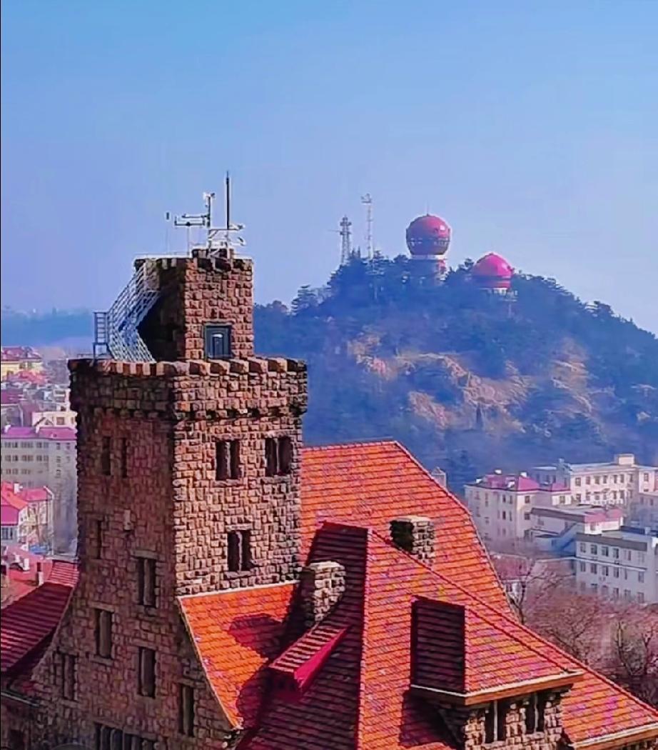 很AI 会改变工作，但人类的需求不会停止。只要需求继续扩张，工作就会以新的形式长