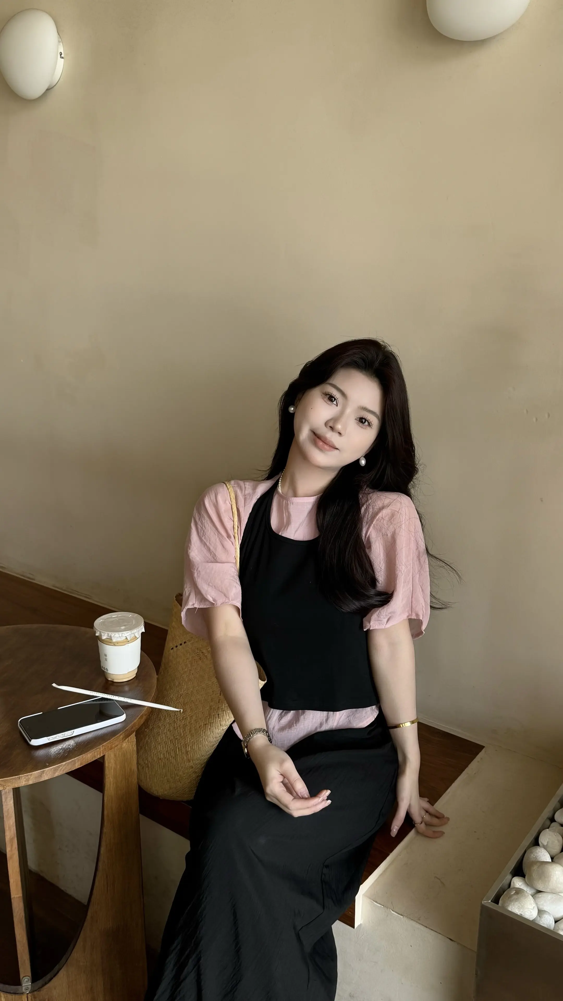我是一个频繁流泪的人 但也不妨碍我成为一个勇敢独立的小女孩