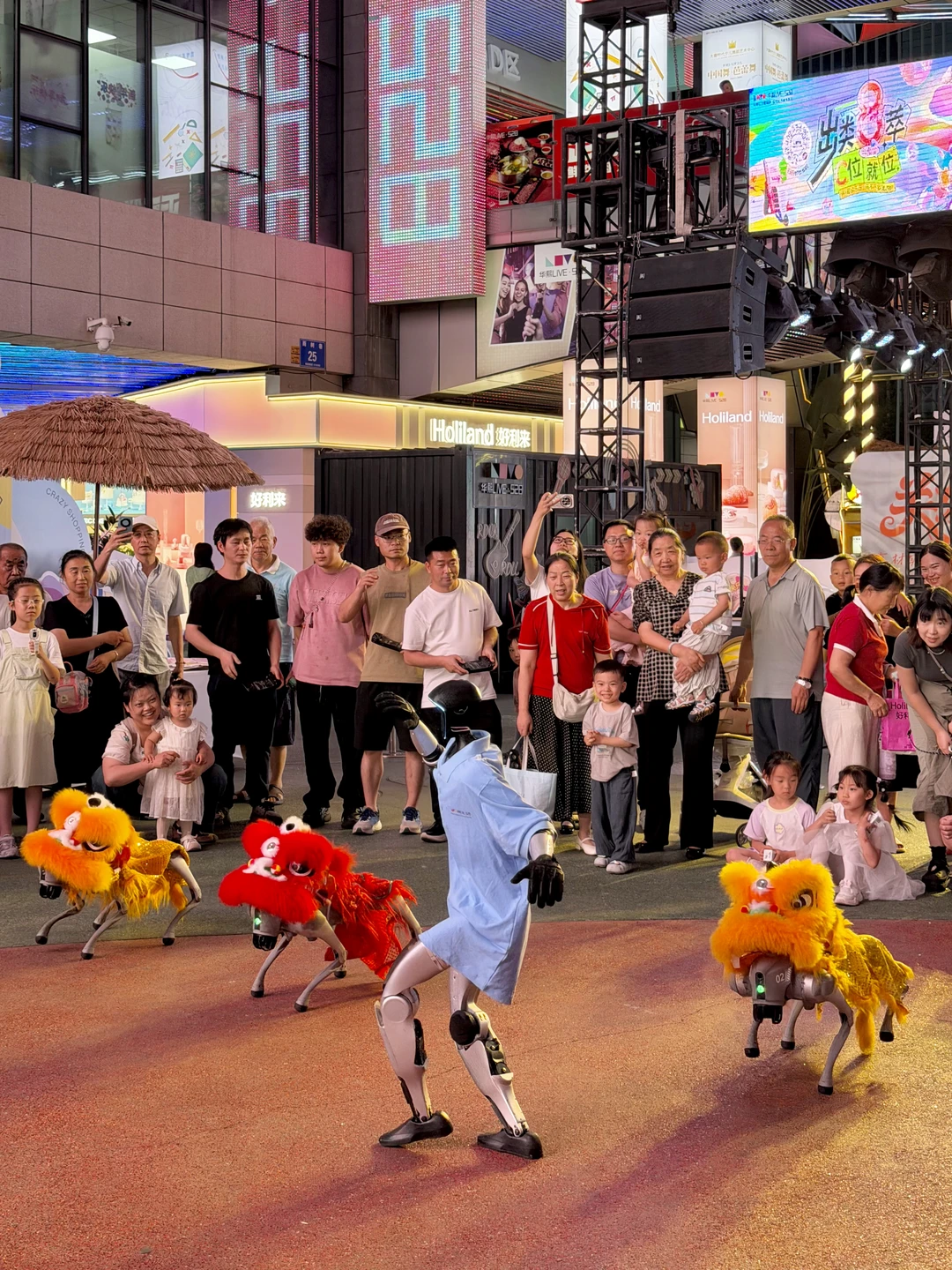 成都人都接到通知了吗？！就在东门！！！！