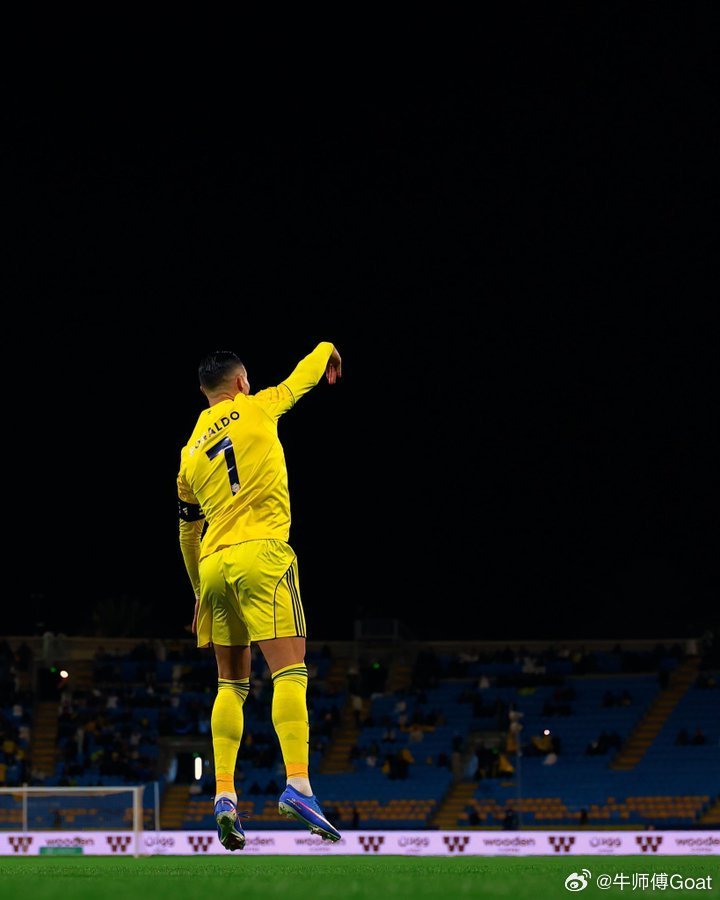 C罗 据利雅迪亚🔴新的伤情报告决定C罗是否出战国家队友谊赛，利雅得胜利医疗团队