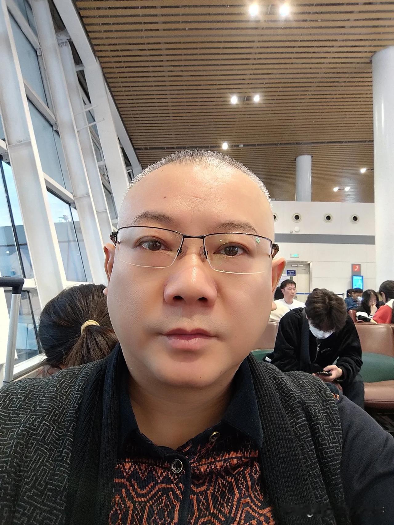  坚决不能重蹈覆辙，控制风险是接下来余生创业生涯中重中之重，杠杆切不可随意用之，