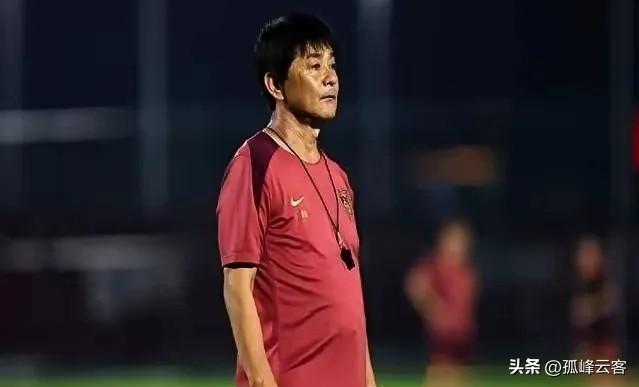 真不知道董路马德兴之辈有什么资格对U17国足主教练评头论足，说三道四，有本事的话