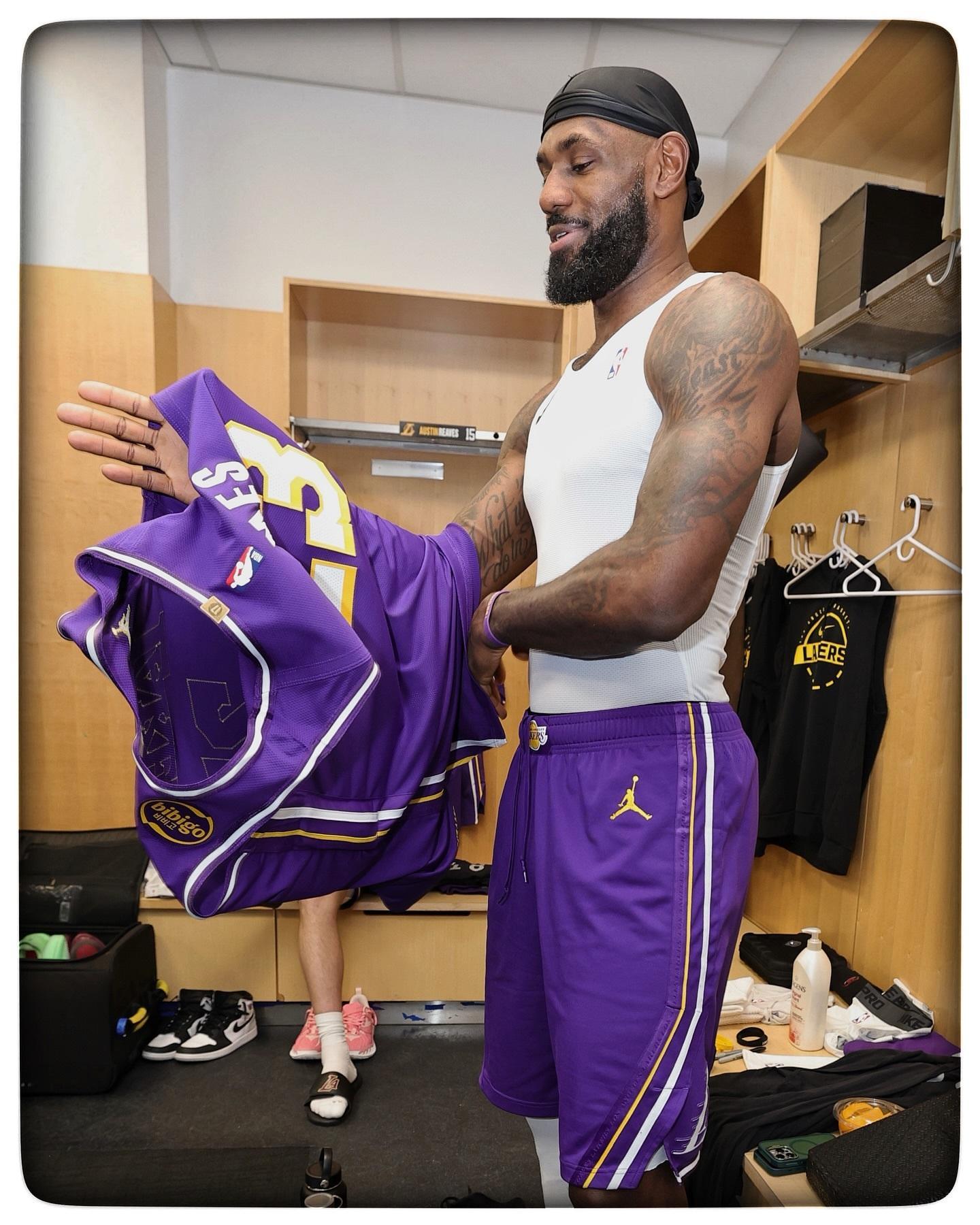 昨日比赛剪影湖人vs尼克斯洛杉矶湖人