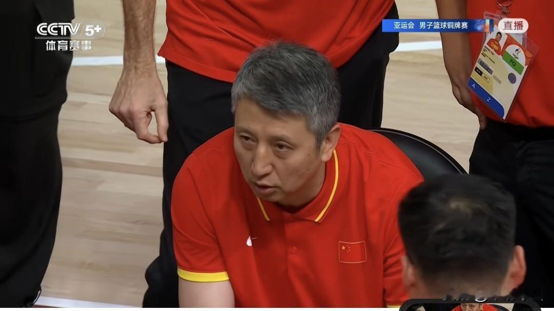 亚运会铜牌之战中国男篮70-79不敌伊朗男篮，获第四名惨败收场。
   这场铜牌