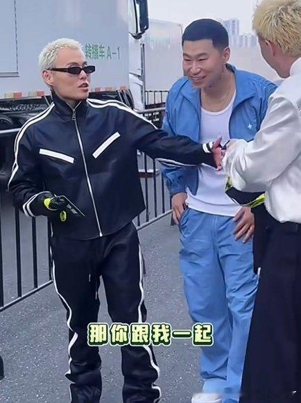严浩翔谢帝撕开说唱巅峰对决新身份说唱巅峰对决2026从选手到战术操盘手，严浩翔与