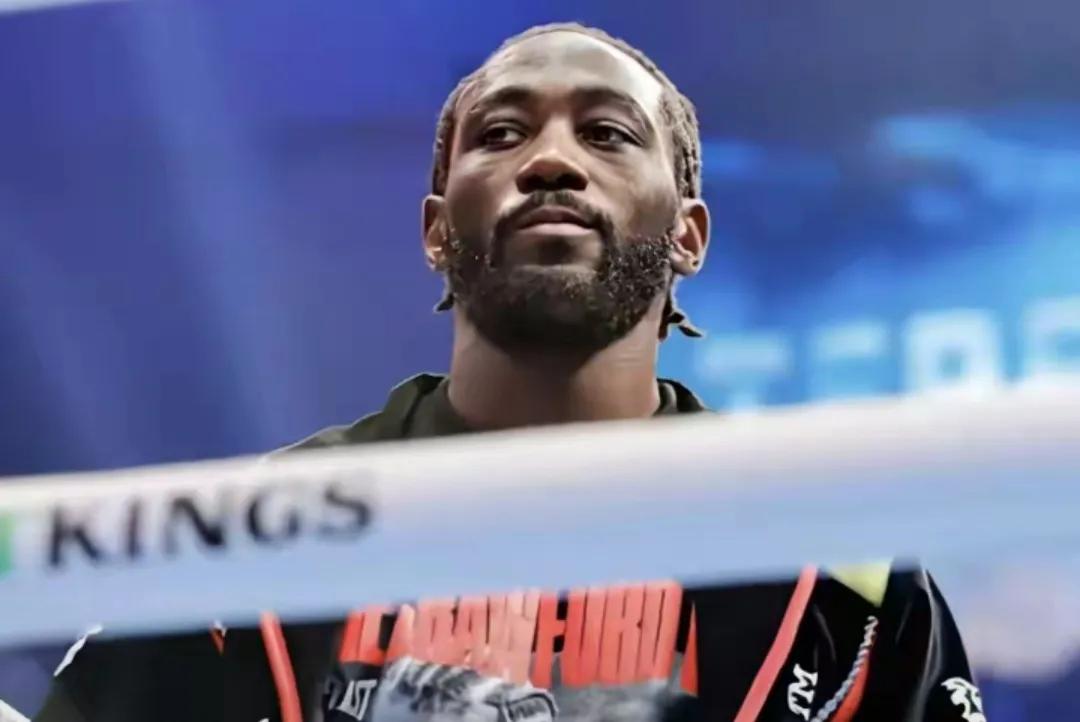 克劳福德：我觉得阿瓦雷兹的拳头，没有卡瓦利奥斯卡斯的拳头重！

五个级别的拳王，