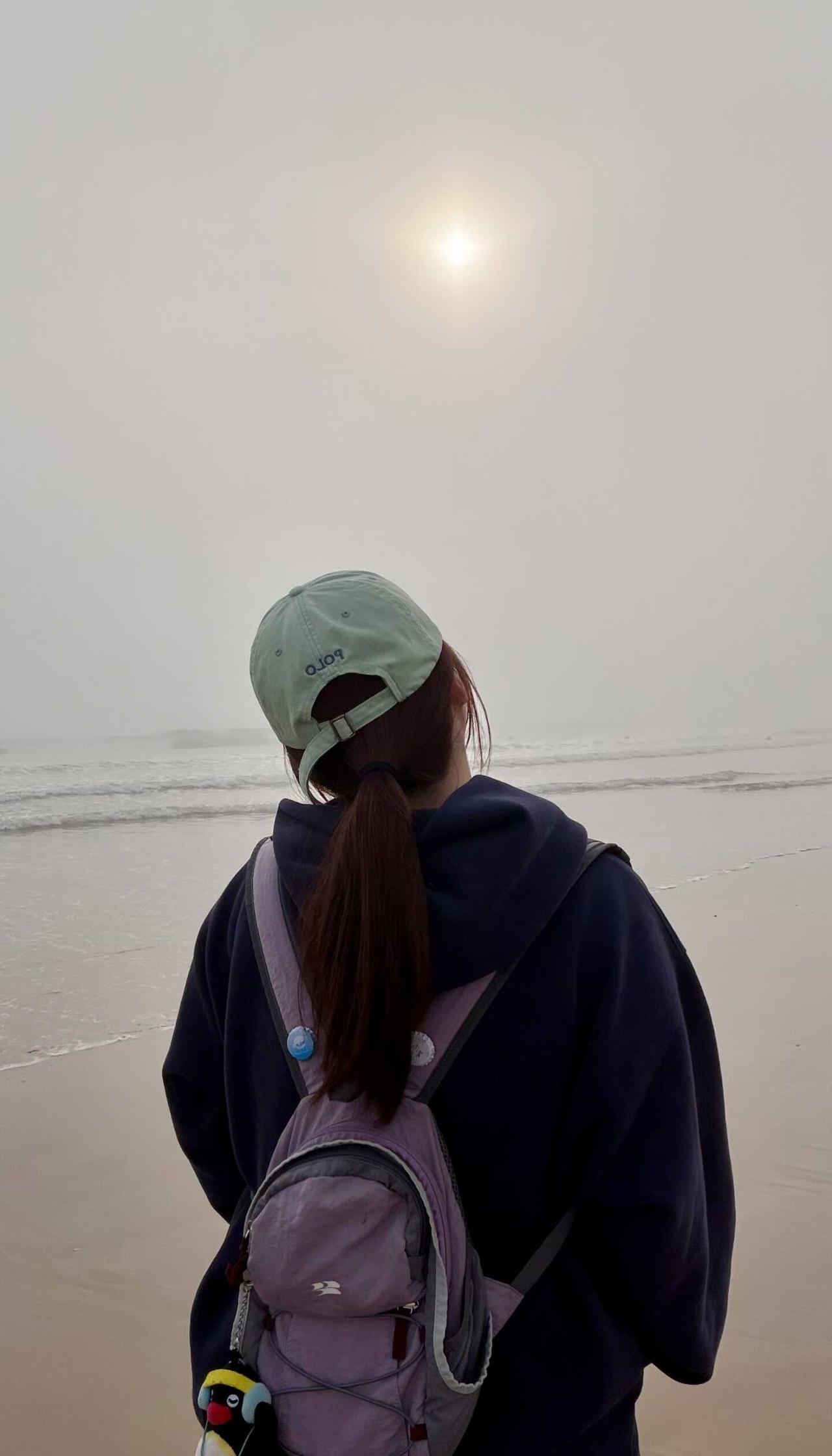 今天的青岛完全末世降临即视感
怪就怪天气！但整理照片感觉还挺有氛围感的？！（很自