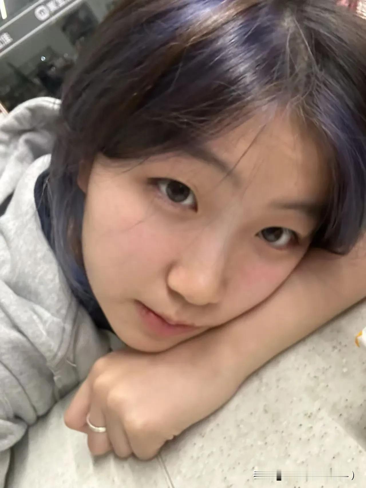 下联：扁鹊不医痴情症