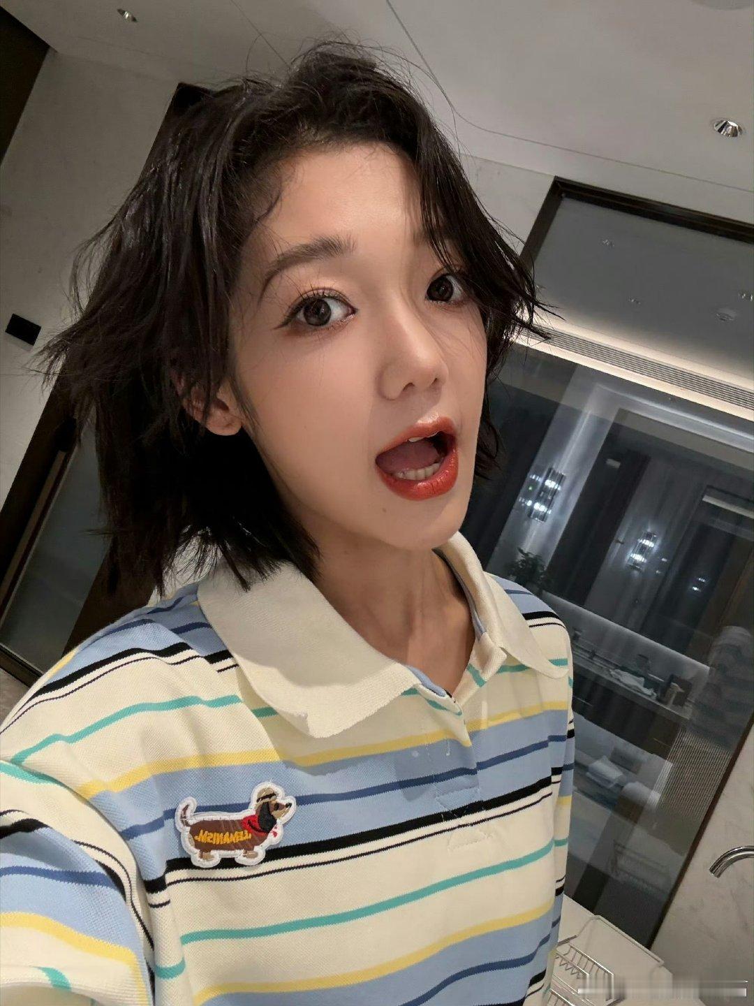 希林娜依高出道3000天原来不知不觉，出道已经三千天了嘞，这个三千天的福利真的看
