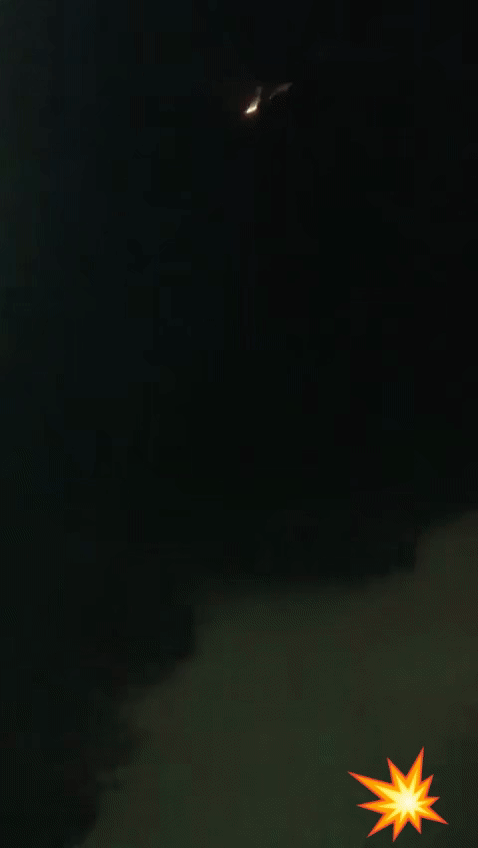 昨夜，波斯集束弹继续在鱿鱼上空绽放美丽的烟火。对于巴勒斯坦人来说无疑是最好的礼花