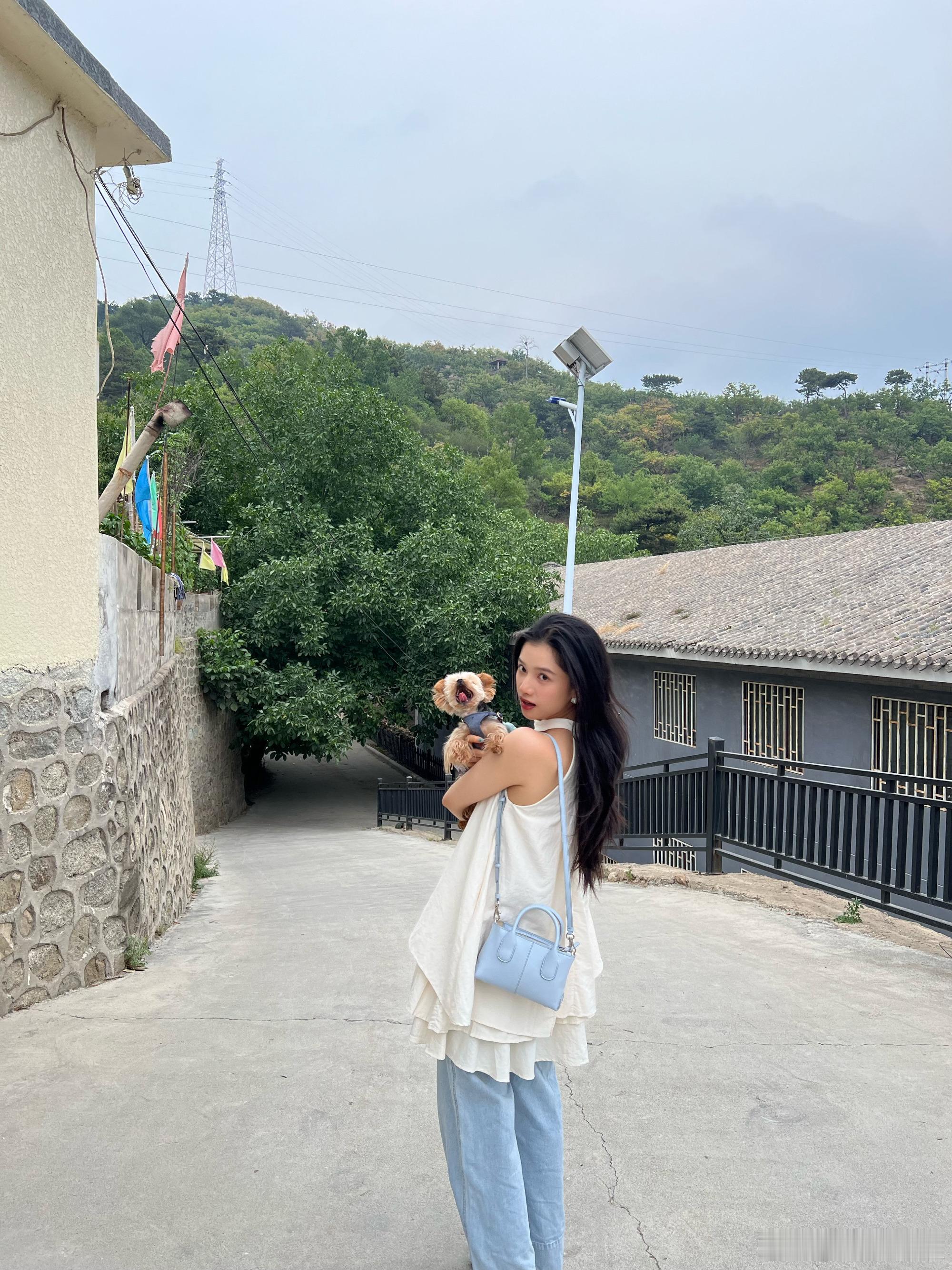 #张婧仪夏日库存##张婧仪夏日库存look# ​​​
