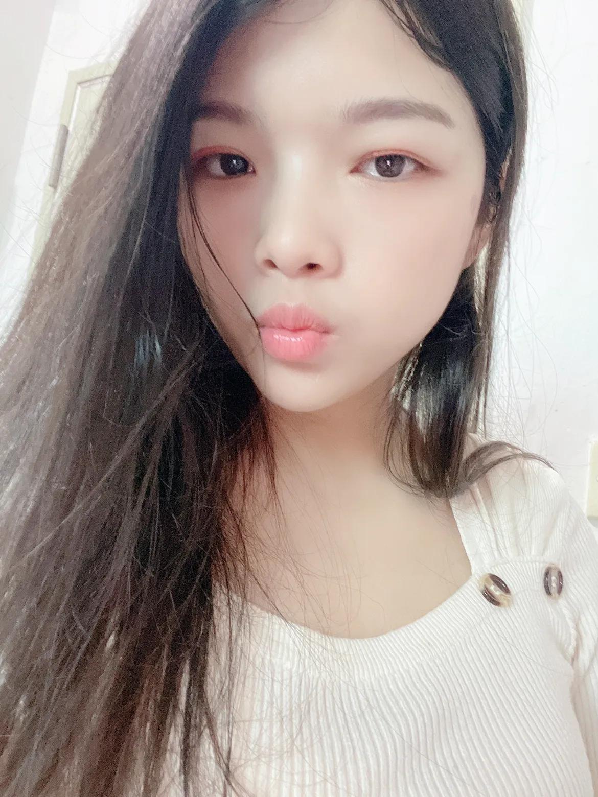 唉……真是有苦难言呀！好多人问我咋不更新，真的很抱歉，感谢一路陪伴的家人们，最近