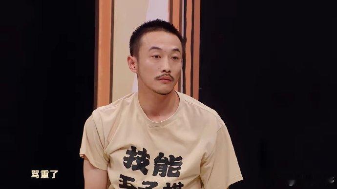 喜剧之神又降临喜人舞台了喜人奇妙夜无论是《兴帮往事》的怀旧风，还是《棒棒小卖部》