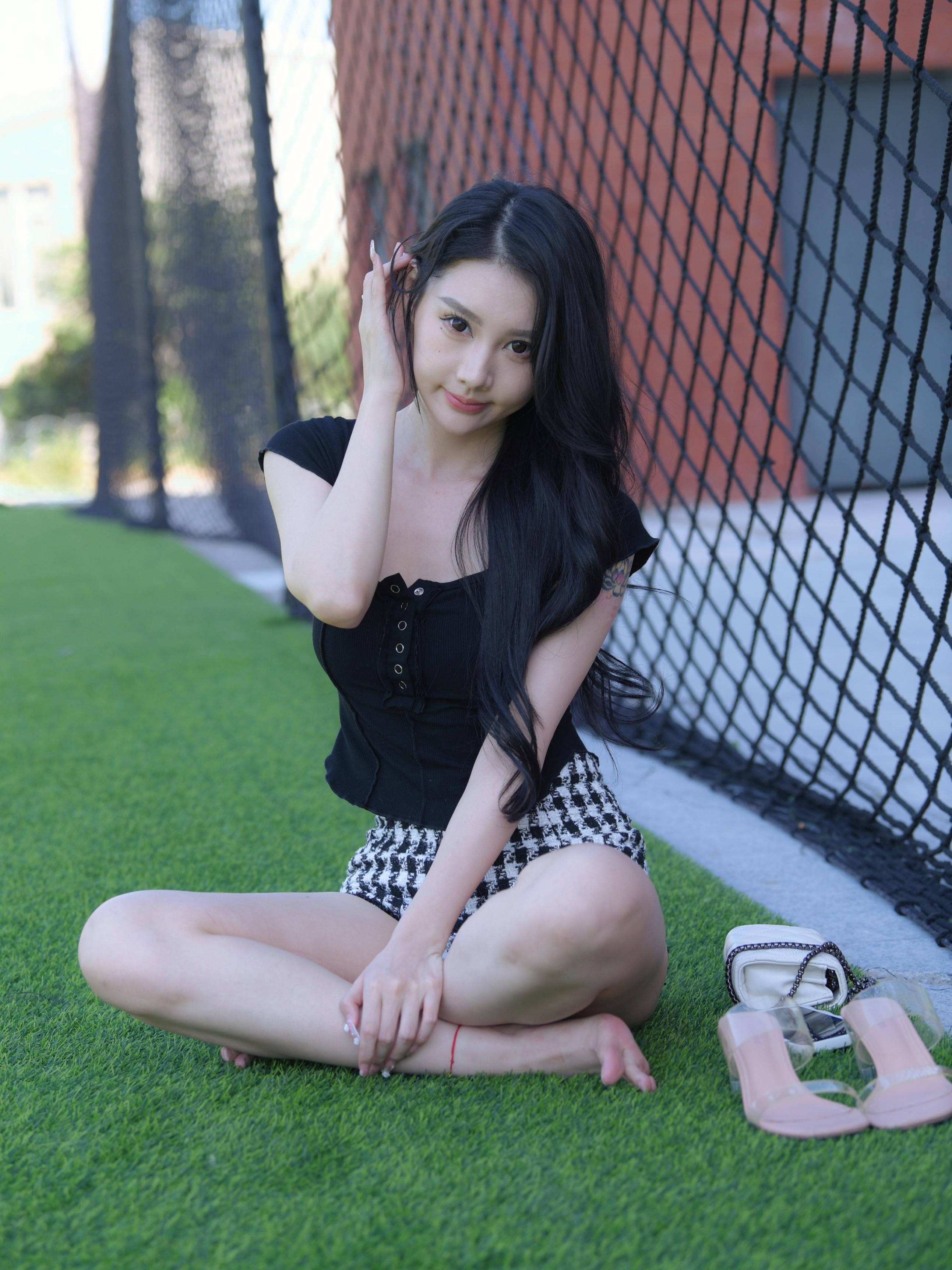 素人美腿玉足👅 ​​​
