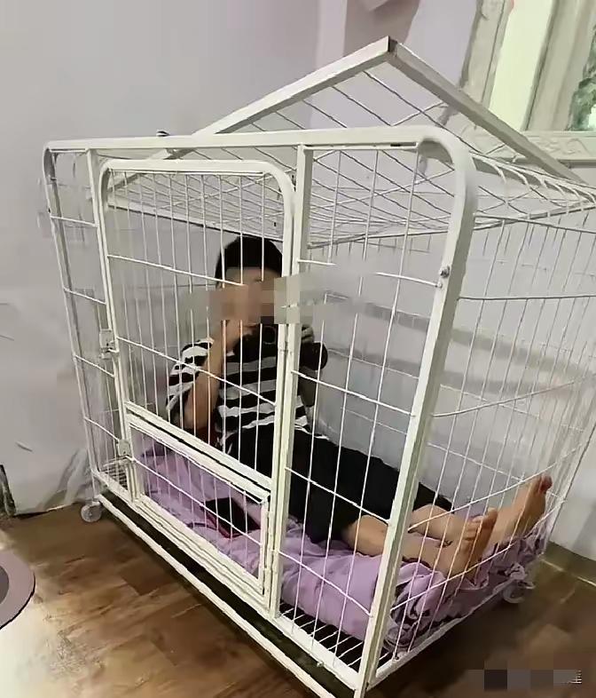 不该这样对待孩子

男孩12岁了，从小就和别的孩子不一样，家长跑了多家医院检查，