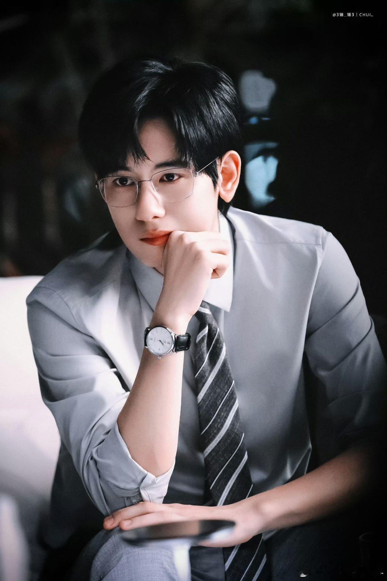 胡先煦 哪有老公啊 看得出来小胡的潜力！演技这么棒，果然是演员的生产力，准备好迎