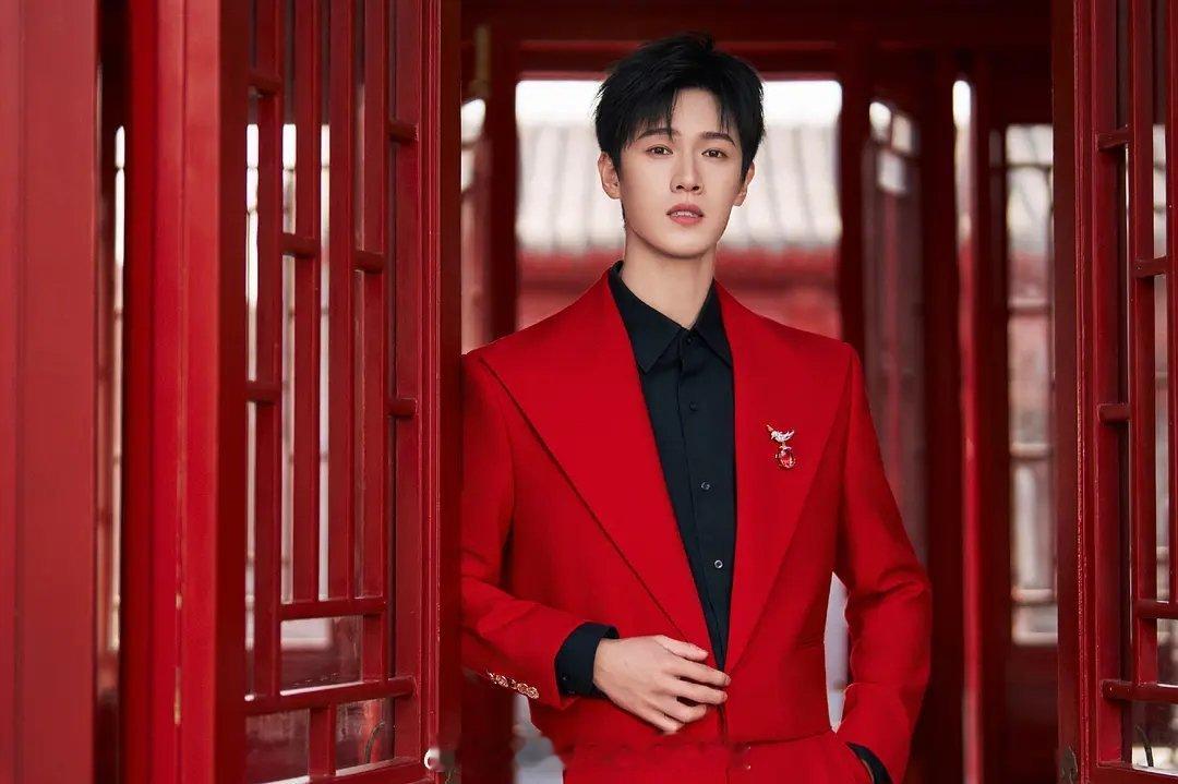 流量生春晚出妆图，如何？王一博、丁禹兮、李昀锐、宋威龙、范丞丞春晚节目单 春晚大