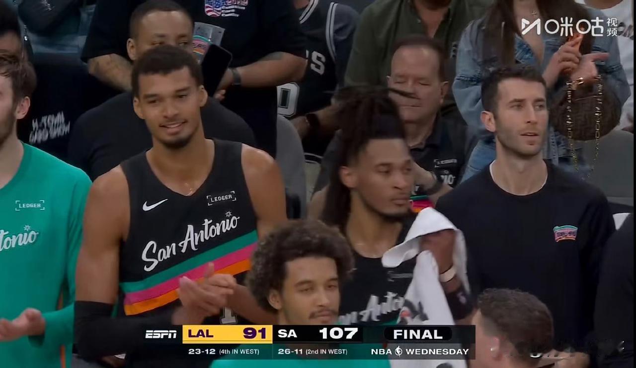 NBA今日比赛快报！！！火箭绝杀无效不敌开拓者，湖人不敌马刺，雄鹿不敌勇士！
