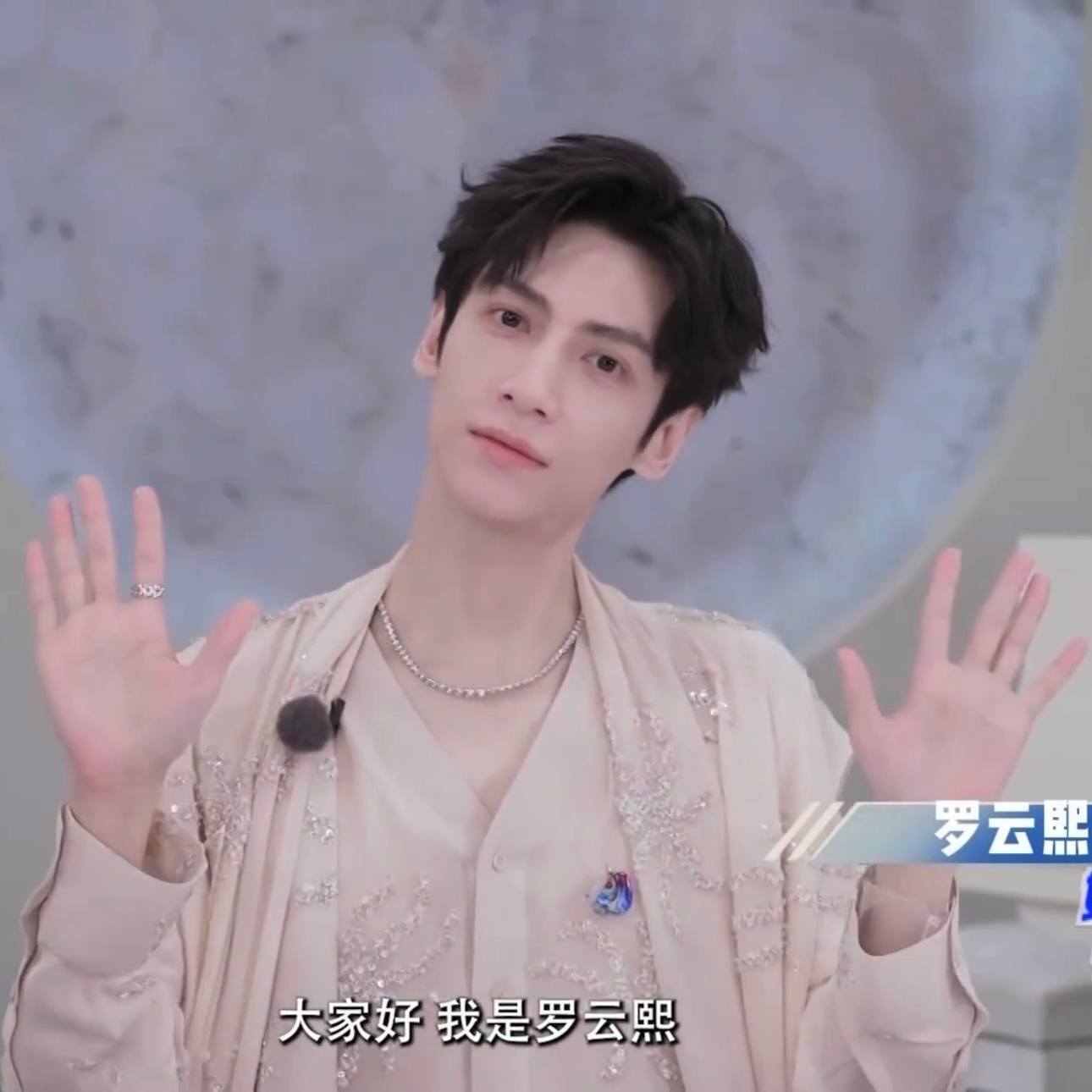 给我吃个小巴掌👋 