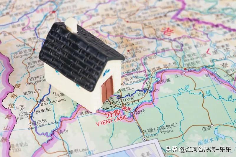 国内房价，以后还是有机会上涨的，但是这个上涨，是有前提的。
那就是要把现在的房价