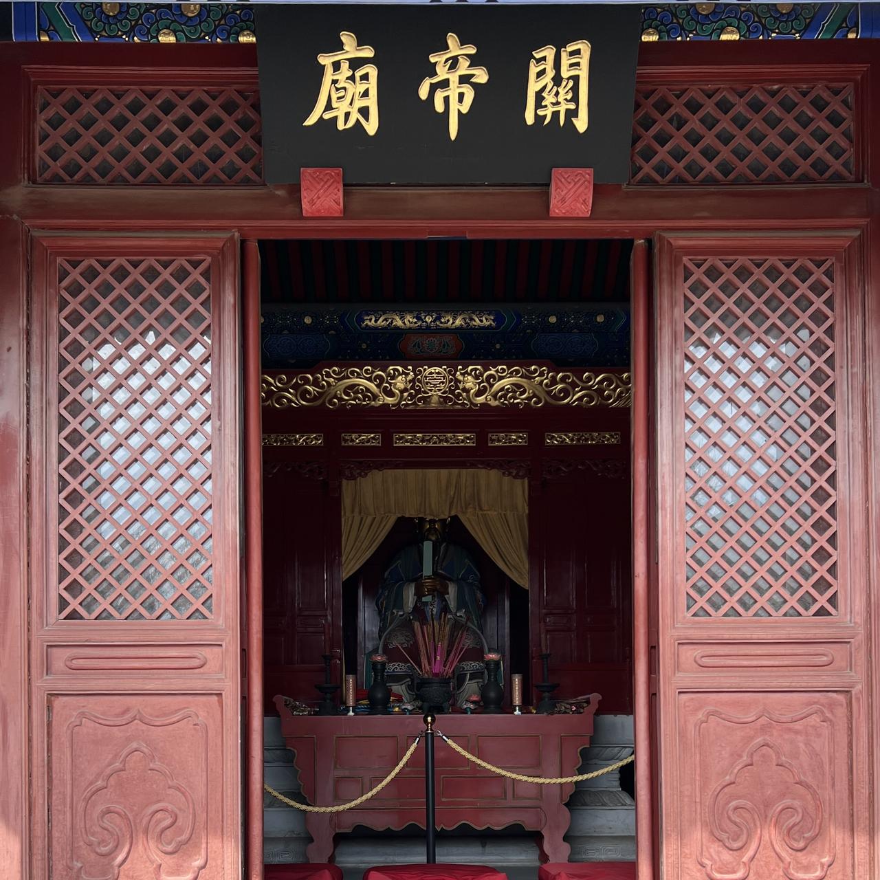 北京历代帝王庙里有一座＂庙中之庙”，全国独一无二。它就是国内唯一一座建在皇家祭祀