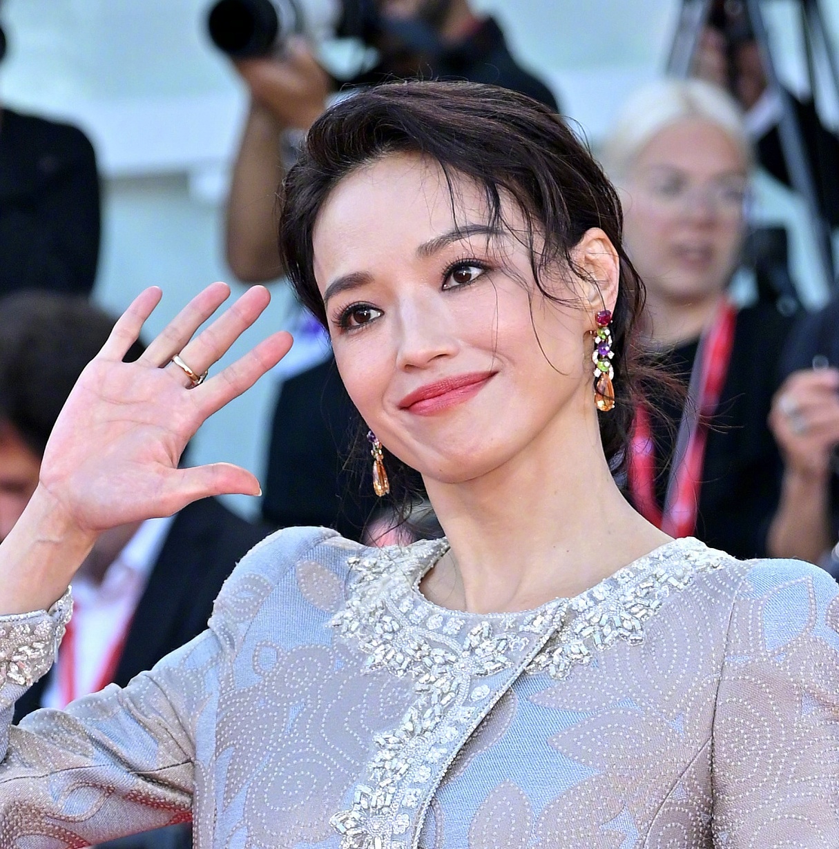 #舒淇成为奥斯卡评委#奥斯卡主办方美国电影艺术与科学学院宣布今年的“招新”名单。