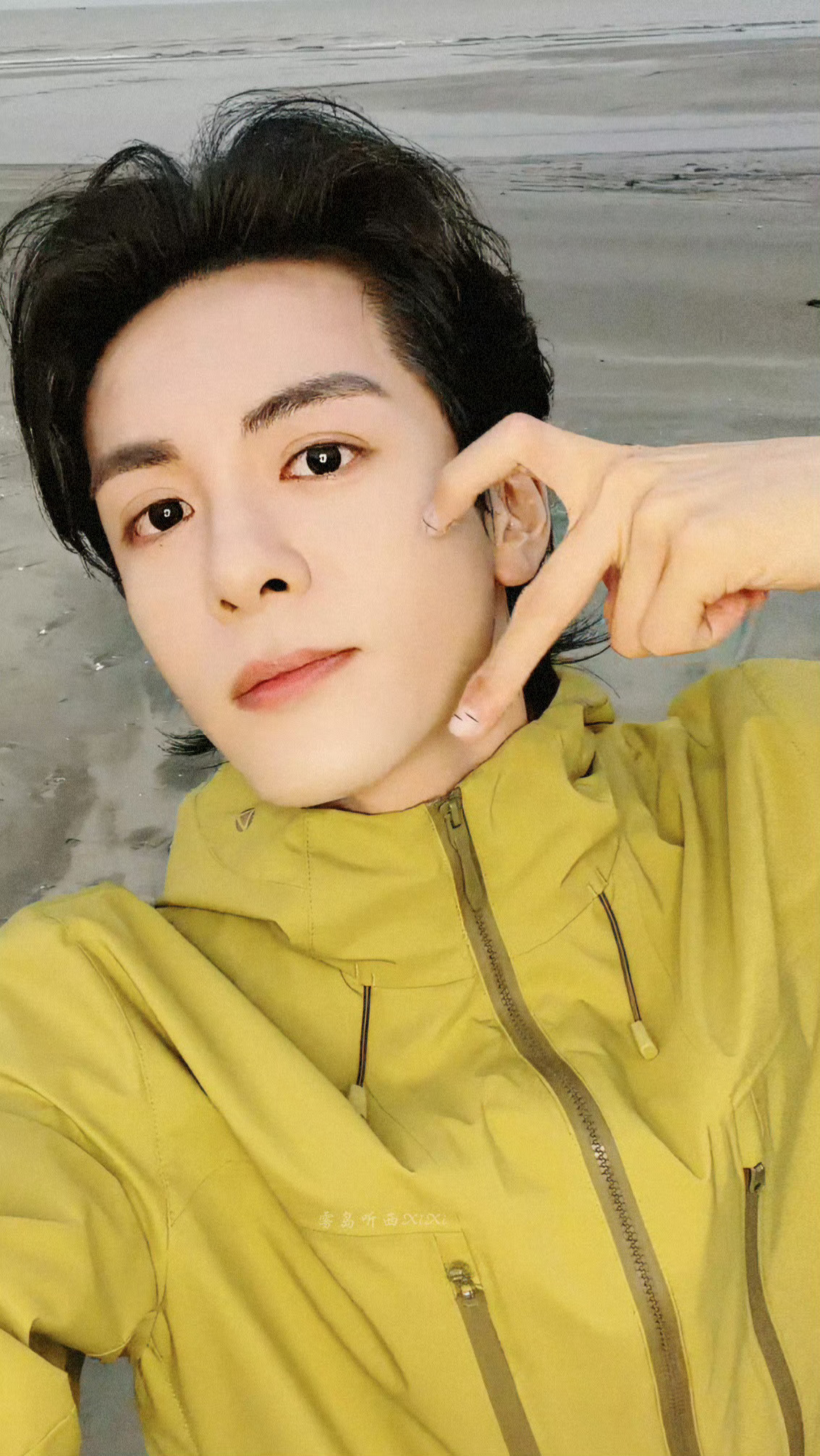 曾舜晞曾舜晞抽粉丝代写心愿曾舜晞在海边代写 曾舜晞宠粉这件事是有目共睹的，谁能拒