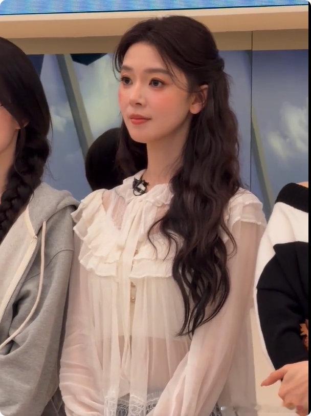 陈瑶女性应放手做喜欢的事 乘风2026陈瑶这段话太治愈了！愿每个女生都能挣脱束缚