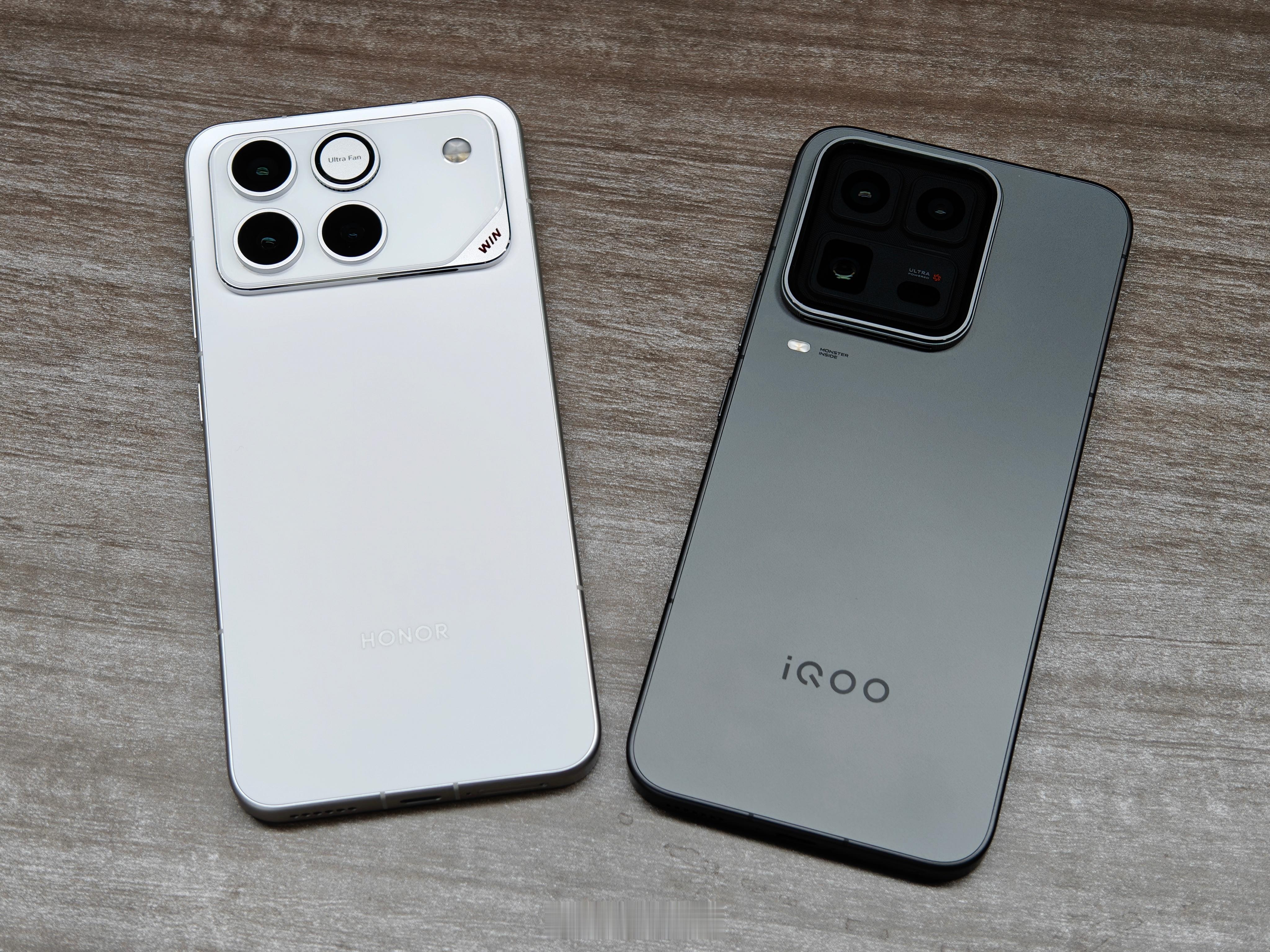 现在自带风扇的手机越来越多，在机身里装风扇的平板也有，但还不是主流。大家觉得以后