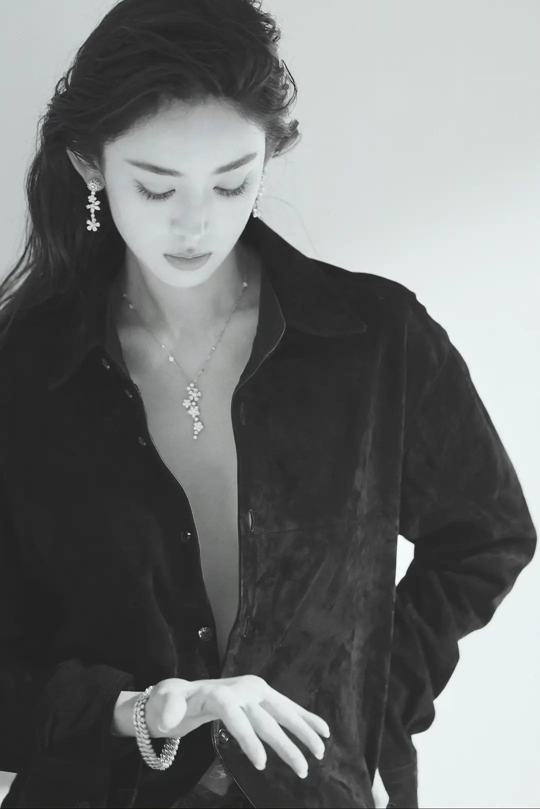 老扎能不能擦一部双女主