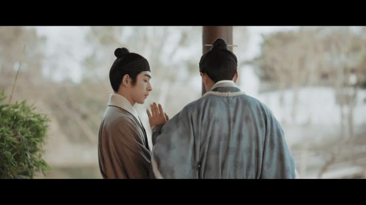 骆文谦没钱也有没钱的托举 物质上或许捉襟见肘，精神上却无比富足。骆文谦用心待人、