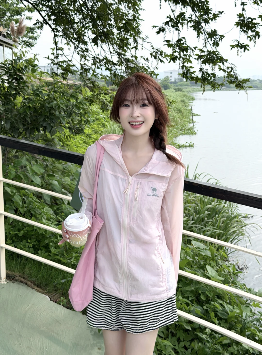 大口吸氧日🍃🎀 ˞