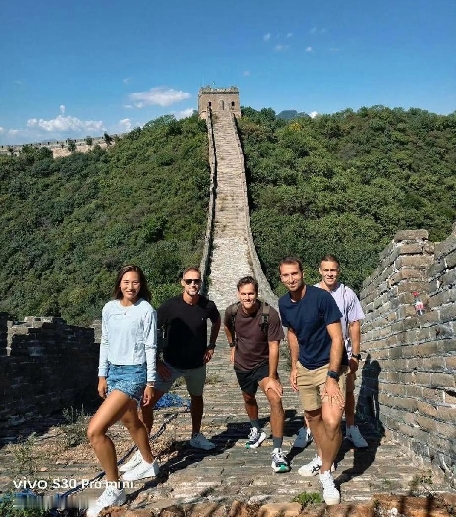 中网女单第一轮9月24号将正式开打，目前为止，中网官方和郑钦文都没有官宣退赛，这