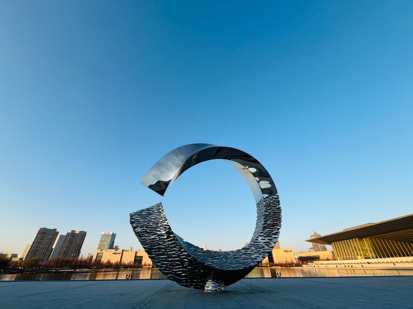 结冰了冬天镜头下天津的冬天到底有多梦幻 天津·天津文化中心