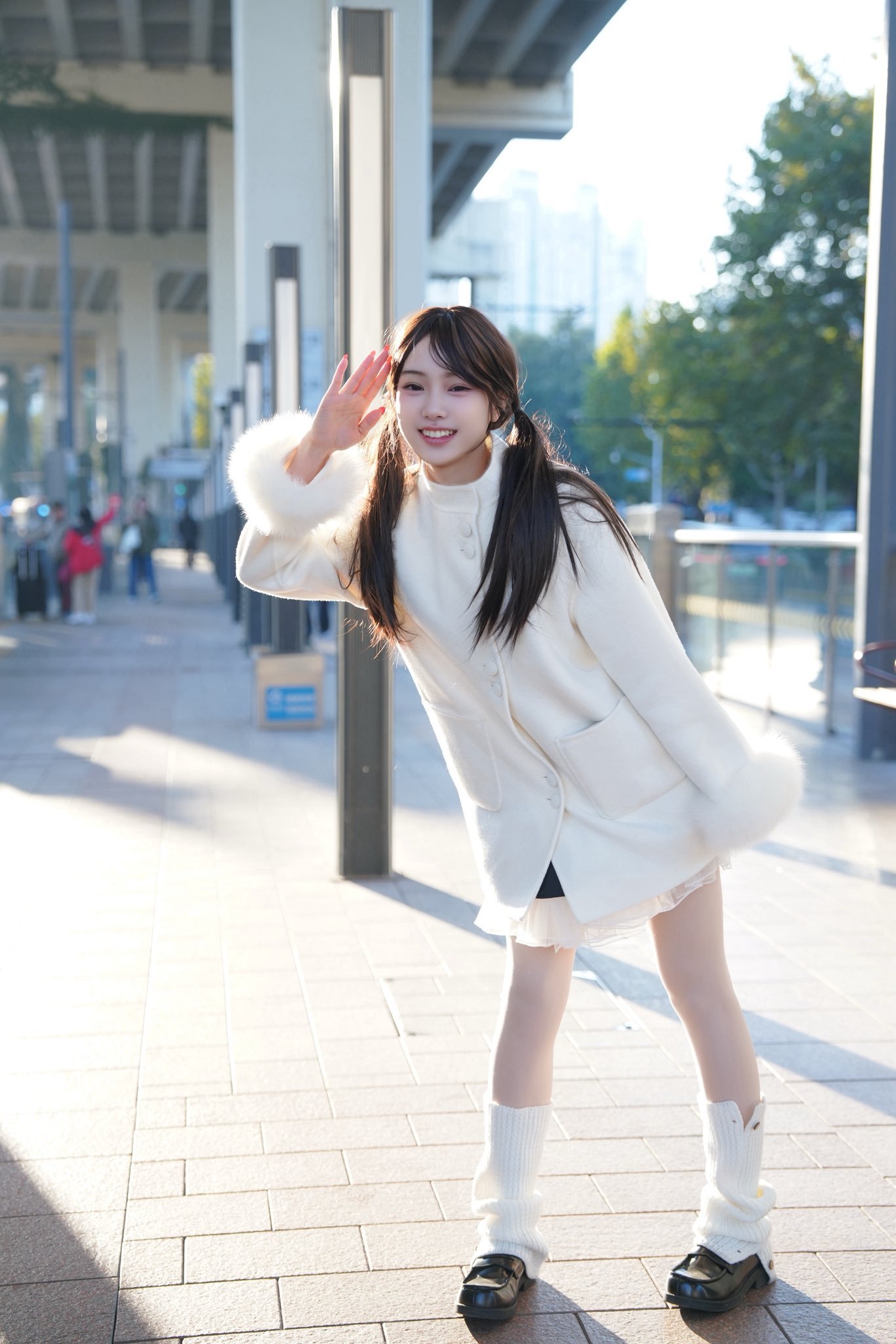 人生有两个词最心酸，爱而不得，和得非所爱