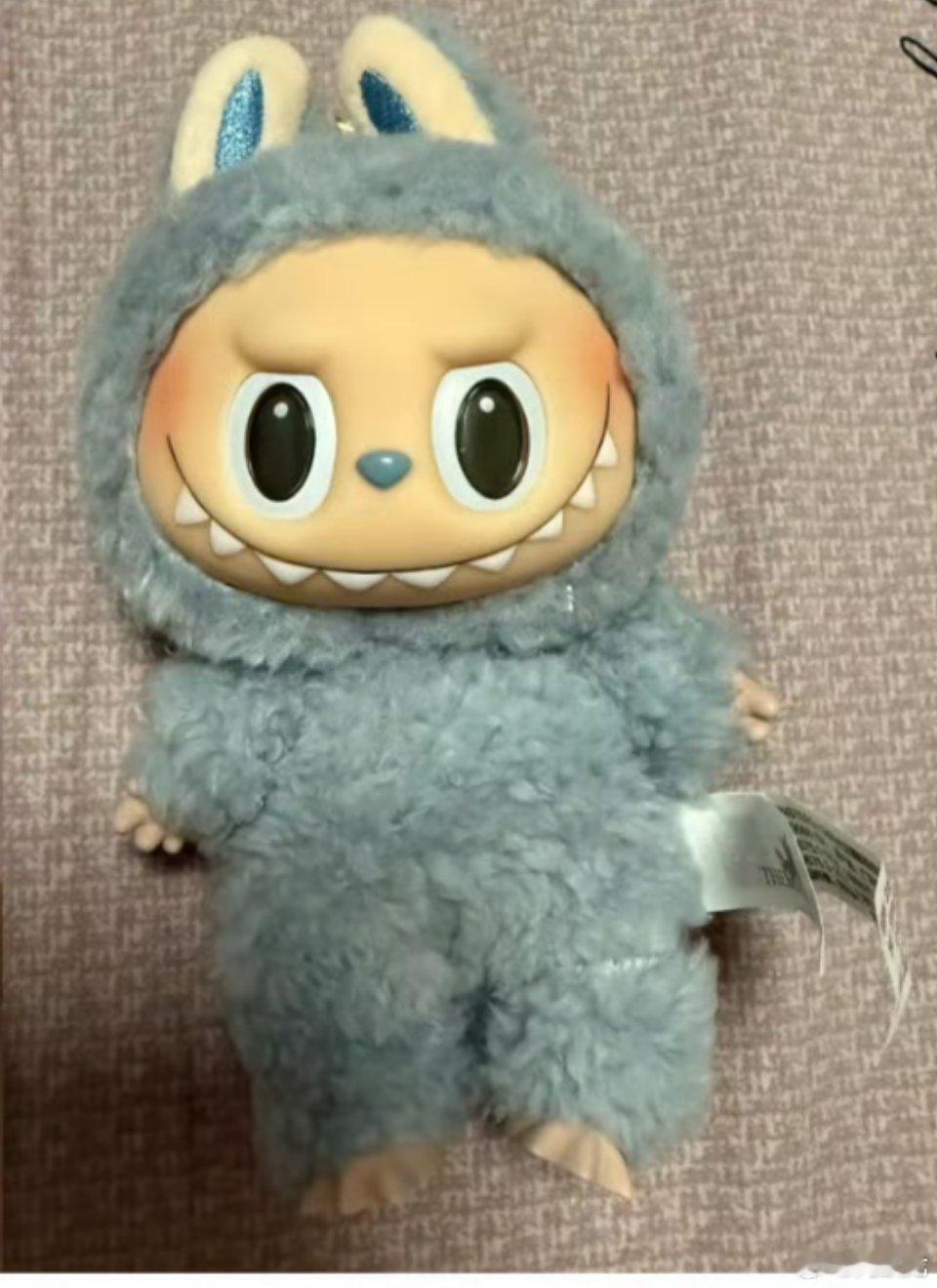 泡泡玛特回应Labubu品控问题 在如今的潮玩界，拉布布要是称第二，估计没几个敢