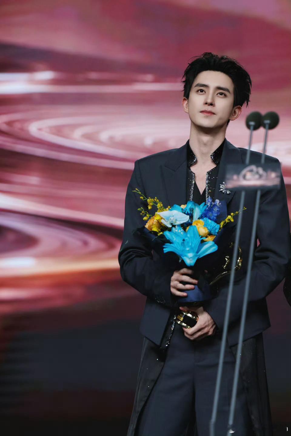 敖瑞鹏怒吼私生去年12月的事了，不过现在发出来，再次明确，所有ss该的，这场活动