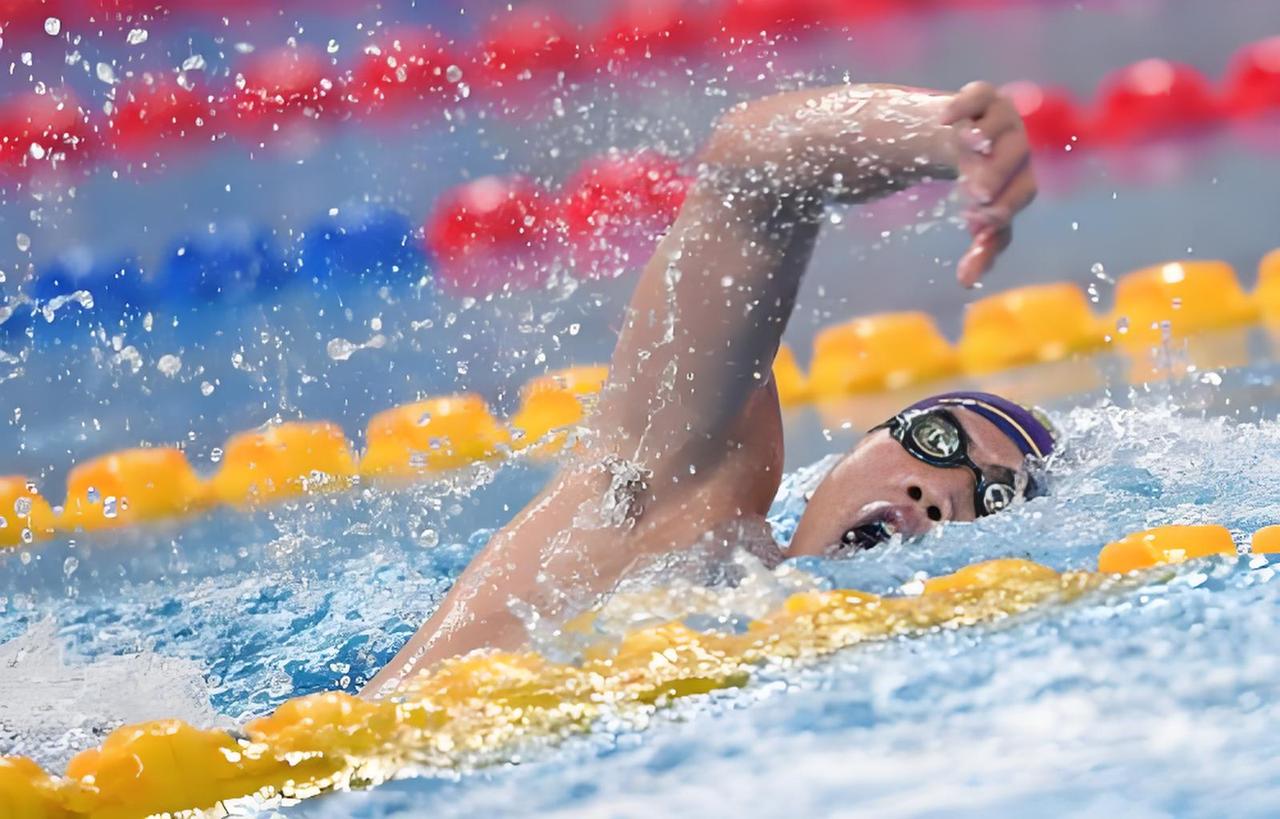 自由泳体力不支、游不远的难题！泳教头 | 泳讲堂：自由泳体力不支、游不远的难题！