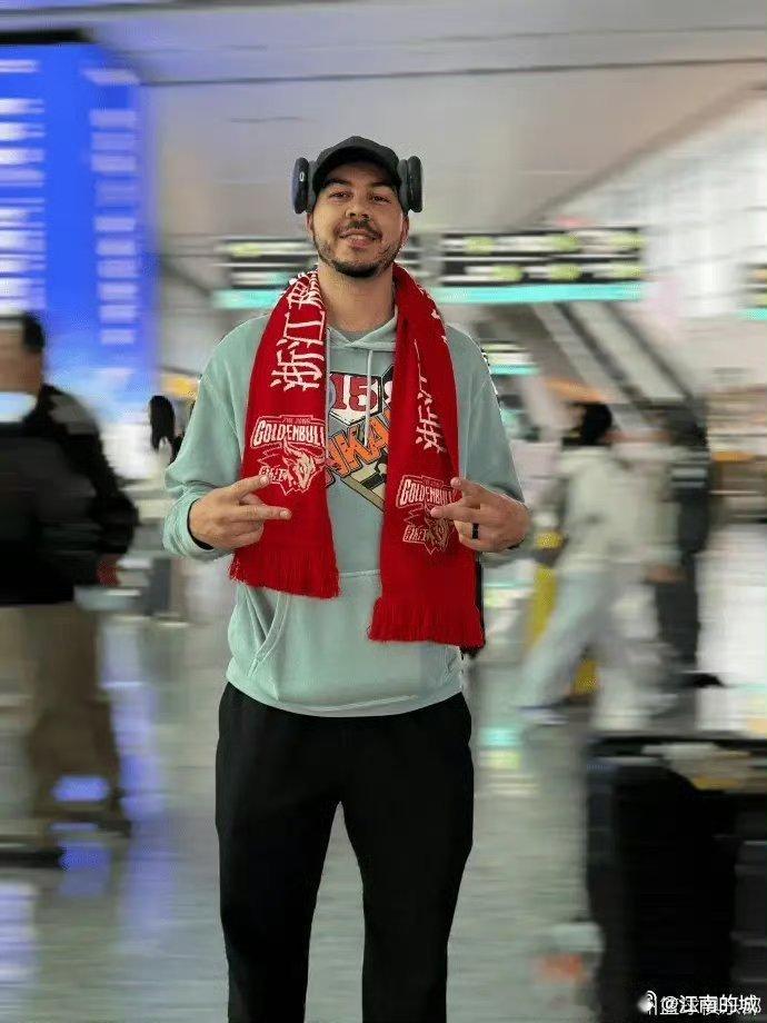 《盖比约克这个赛季不行了》浙江男篮战胜广东男篮cba广东男篮vs浙江男篮