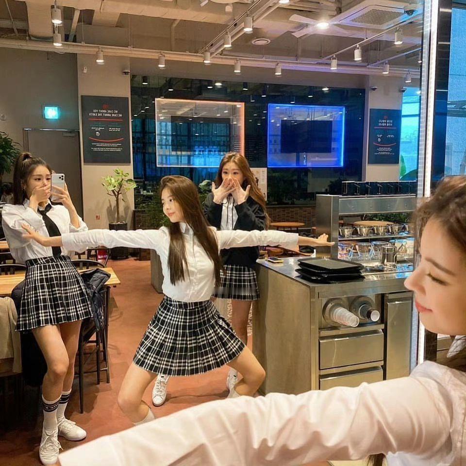 氛围特别美好的女孩们 ​​​