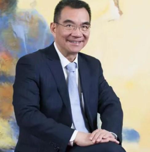 2024 年3月，著名经济学家林毅夫于公开演讲中大胆预测：“快则一两年，慢则两三