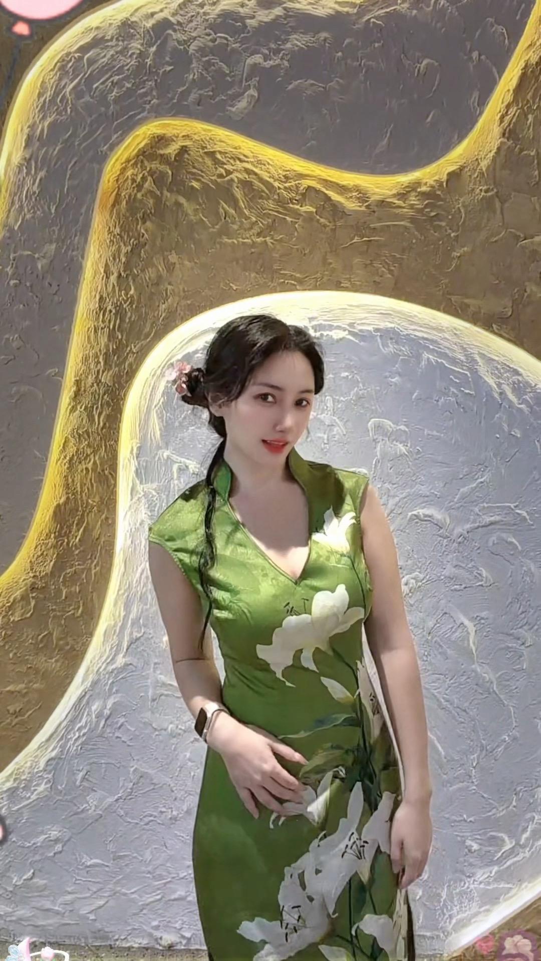 这个世界参差不齐，有仇报仇有恩报恩有怨报怨，不憋死自己是对自己最好的关爱