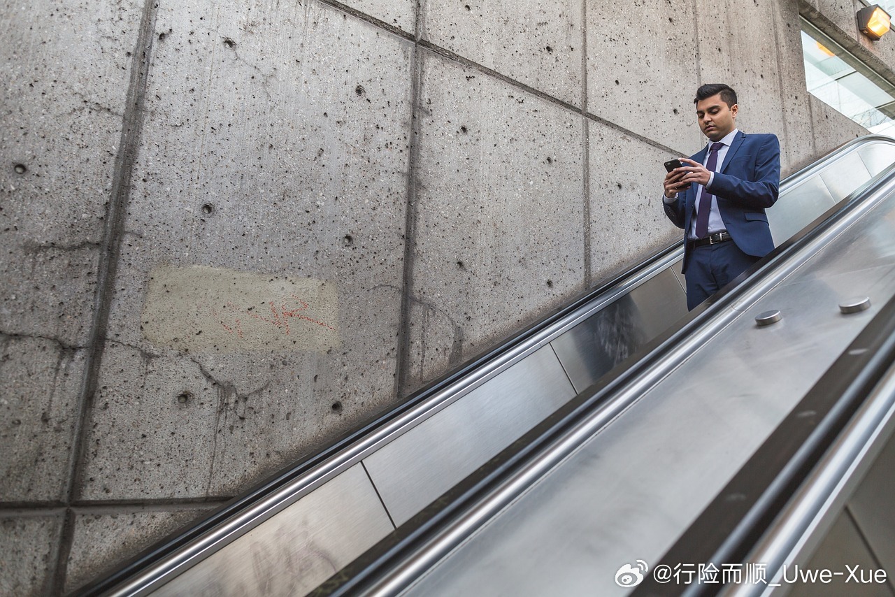 期权日记 周四上海冬暖。这气温越来越热。市场人气到是明星回落了。降温了。昨日中午