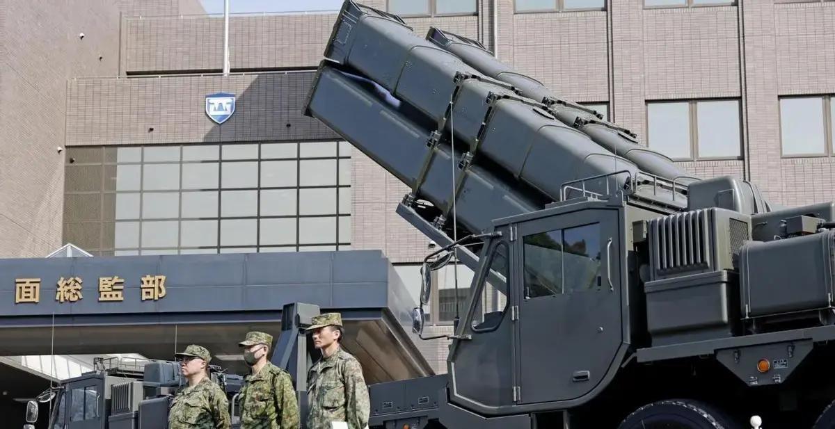 日本突破和平宪法，谁该负主要责任
日本一步步突破和平宪法约束，发展进攻性战略武器