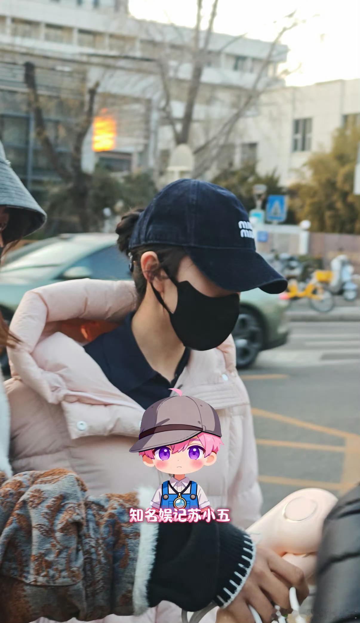 刘浩存被拍现身春晚彩排 刘浩存也开始春晚彩排了期待 