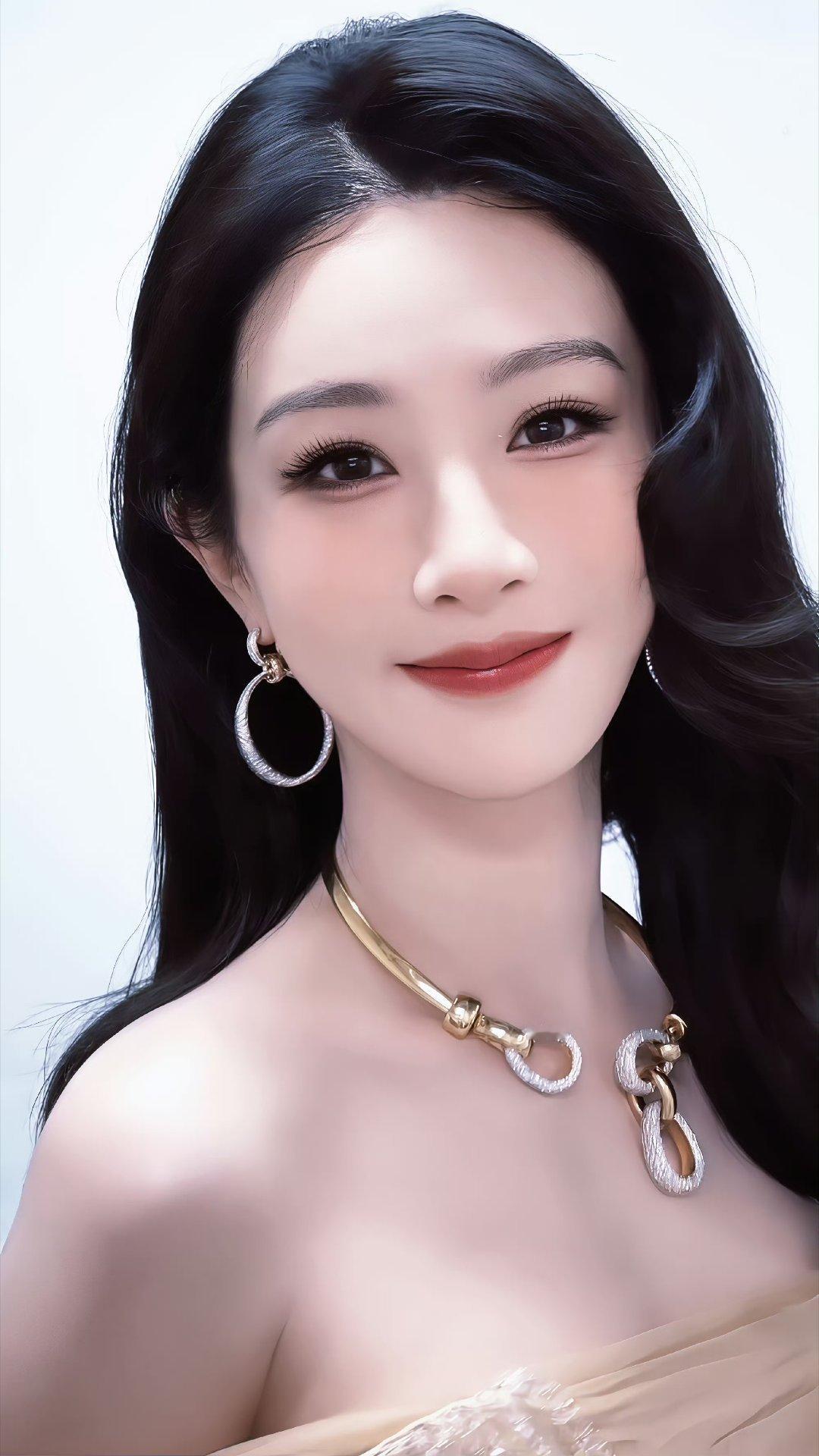 杨紫杨紫玉兰花开君再来 杨紫董竹君时间不说话，静静回答。努力不言弃，梦在发芽。 
