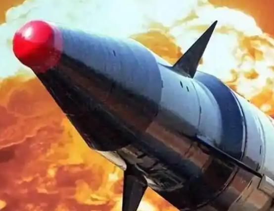 假如美国先对中国发射200枚核弹，中国有反击的能力吗？不夸张的说，没等他们打完2